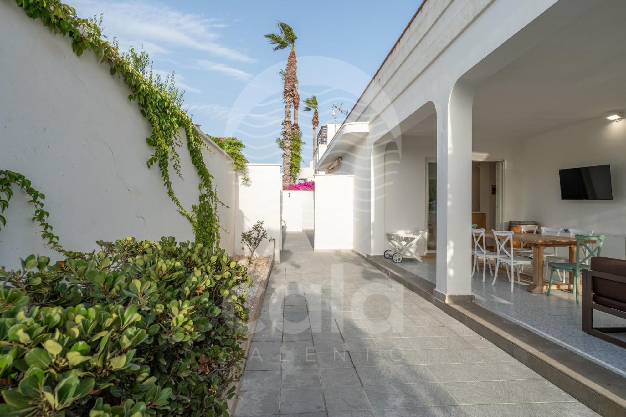 Villa Waterfront By Cala Salento Porto Cesareo Buitenkant foto