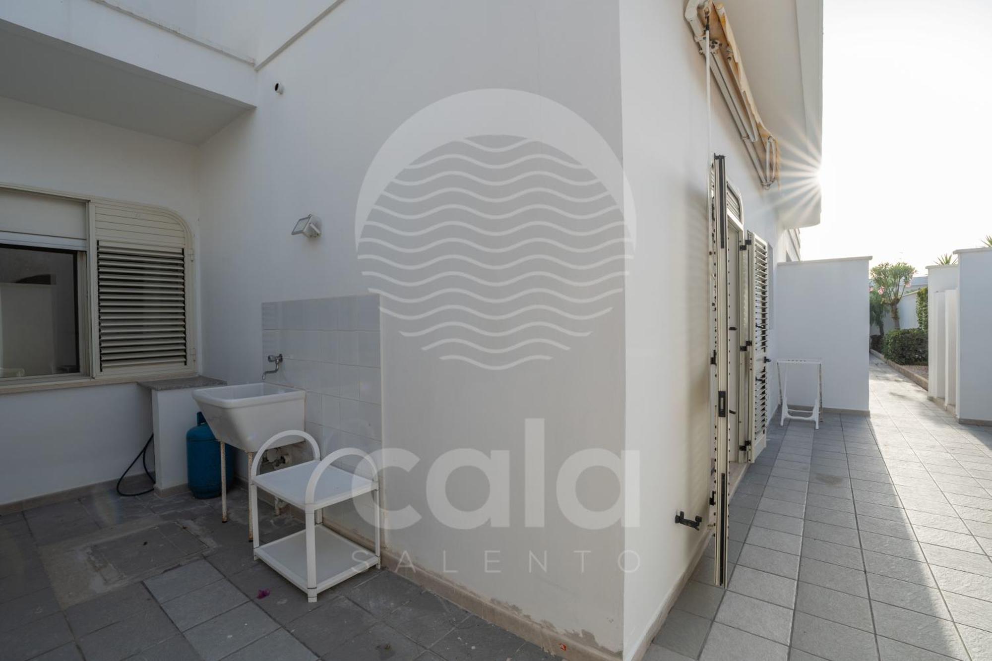 Villa Waterfront By Cala Salento Porto Cesareo Buitenkant foto